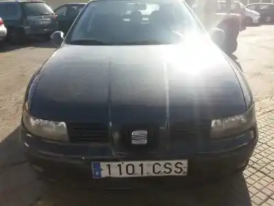 Sloopvoertuig SEAT                                               LEON (1M1)                                                                                                                                                                                                                                                 Signo                                                                                                                                                                                                                                                      van het jaar 2004 aangedreven ASZ