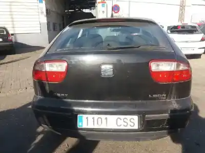 Sloopvoertuig seat leon (1m1) signo van het jaar 2004 aangedreven asz