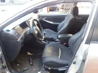 Scrapping Vehicle toyota corolla (_e12_) 2.0 d-4d (cde120r_ cde120l_) of the year 2004 powered 1cdftv