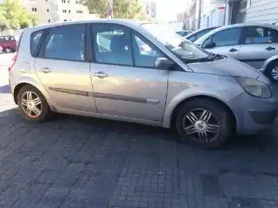 Здавання транспортного засобу renault scenic ii authentique року 2005 потужний f9q812
