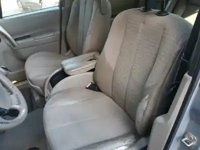 Здавання транспортного засобу renault scenic ii authentique року 2005 потужний f9q812