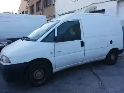 Veículo de Sucata citroen jumpy 2.0 hdi sx caja cerrada acristalada do ano 2003 alimentado rhx