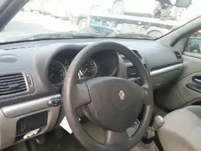 Здавання транспортного засобу renault clio ii fase ii (b/cb0) authentique року 2003 потужний k9k a7