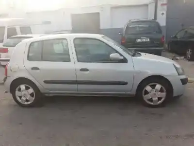Здавання транспортного засобу renault clio ii fase ii (b/cb0) authentique року 2003 потужний k9k a7