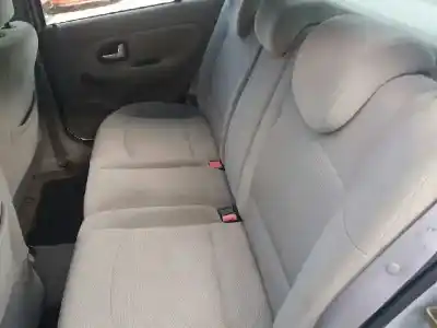 Здавання транспортного засобу renault clio ii fase ii (b/cb0) authentique року 2003 потужний k9k a7