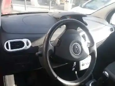 Scrapping Vehicle renault grand modus dynamique of the year 2011 powered k9k t7