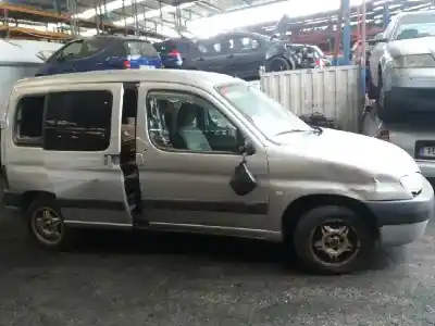 Здавання транспортного засобу peugeot partner (s1) combispace року 2001 потужний wjz Здавання транспортного засобу peugeot partner (s1) combispace року 2001 потужний wjz