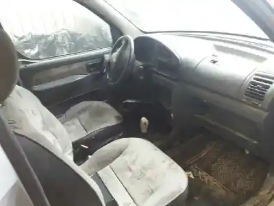 Здавання транспортного засобу peugeot partner (s1) combispace року 2001 потужний wjz Здавання транспортного засобу peugeot partner (s1) combispace року 2001 потужний wjz