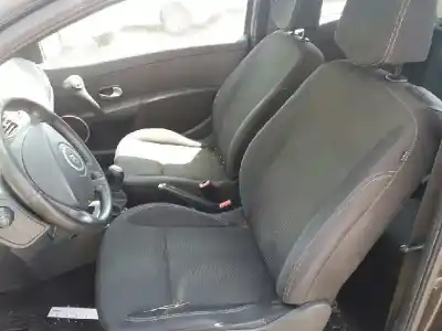 Veículo de Sucata renault clio iii emotion do ano 2009 alimentado k9k t7