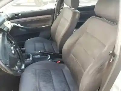 Veículo de Sucata audi a4 avant (b5) 1.8 t do ano 2000 alimentado apu