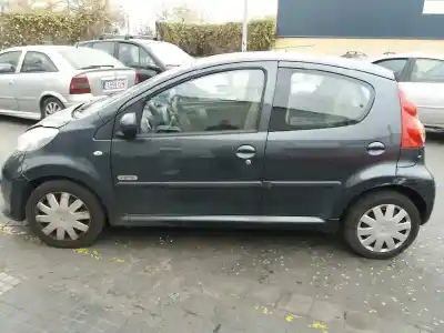 Veículo de Sucata PEUGEOT 107 Básico do ano 2008 alimentado CFA