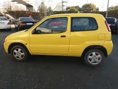 Véhicule à la ferraille SUZUKI IGNIS RM (MH) Básico de l'année 2003 alimenté M13A