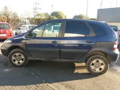 Scrapping Vehicle renault scenic (ja..) 1.9 dci authentique of the year 2001 powered f9qk7