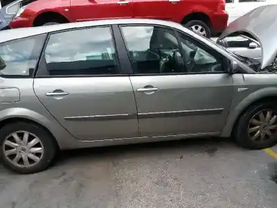Scrapping Vehicle RENAULT GRAND SCENIC JMJ4 of the year 2007 powered F9Q818