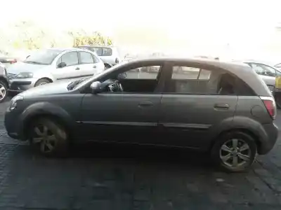 Veículo de Sucata kia rio ii (jb) 1.5 crdi do ano 2010 alimentado d4fa