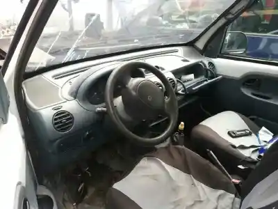 Здавання транспортного засобу renault kangoo (f/kc0) alize року 1999 потужний f8q Здавання транспортного засобу renault kangoo (f/kc0) alize року 1999 потужний f8q