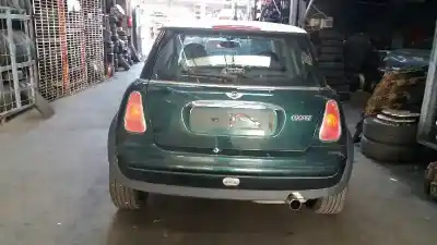 Veículo de Sucata BMW MINI (R50,R53) Cooper do ano 2004 alimentado D347R338