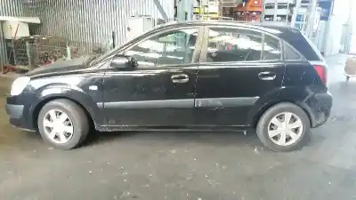 Veículo de Sucata kia rio ii (jb) 1.5 crdi do ano 2007 alimentado d4fa