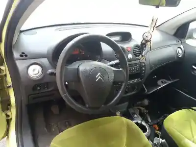 Veículo de Sucata citroen c2 sx do ano 2005 alimentado 8hx