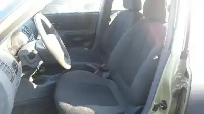 Scrapping Vehicle hyundai accent (lc) gl 4p of the year 2000 powered g4ea