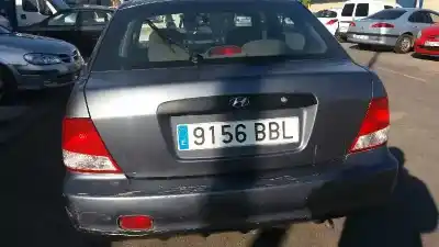 Scrapping Vehicle hyundai accent (lc) gl 4p of the year 2000 powered g4ea