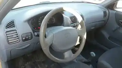 Scrapping Vehicle hyundai accent (lc) gl 4p of the year 2000 powered g4ea