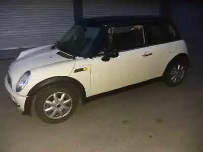 Здавання транспортного засобу mini mini (r50, r53) cooper року 2004 потужний  Здавання транспортного засобу mini mini (r50, r53) cooper року 2004 потужний