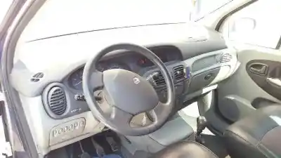 Scrapping Vehicle renault megane i scenic (ja0) 1.9 dti diesel cat of the year 2001 powered f9qk7