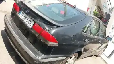 Veicolo di demolizione saab 9-3 berlina 2.2 s tid dell'anno 2000 alimentato d223l