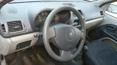 Здавання транспортного засобу renault clio ii fase ii (b/cb0) authentique року 2003 потужний k9k a7