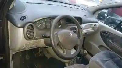 Здавання транспортного засобу renault megane i scenic (ja0) 1.9 dti diesel cat року 2000 потужний f9q a7