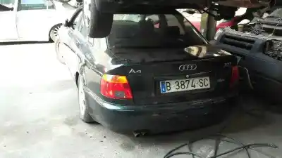 Vehicul casat audi a4 avant (b5) 1.8 t al anului 1996 alimentat aeb