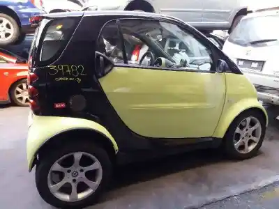 Scrapping Vehicle smart coupe cdi of the year 2004 powered om660940