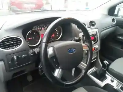 Véhicule à la ferraille ford focus lim. (cb4) trend de l'année 2010 alimenté hhda