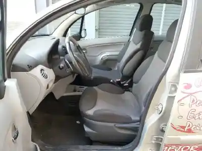 Scrapping Vehicle citroen c3 1.4 16v sensodrive x-tr of the year 2004 powered kfuet3j4