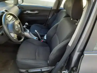 Veículo de Sucata toyota auris sol do ano 2008 alimentado 1adftv