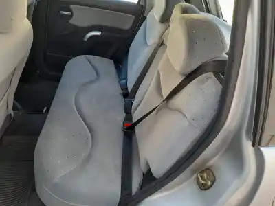 Veículo de Sucata citroen c3 1.4 hdi exclusive do ano 2003 alimentado 8hx