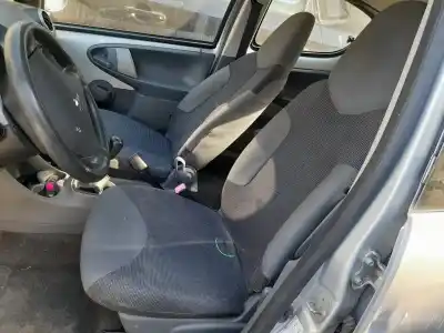 Veículo de Sucata peugeot 107 básico do ano 2007 alimentado 1kr