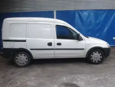 Veículo de Sucata opel combo familiar do ano 2007 alimentado z13dtj