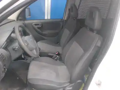 Veículo de Sucata opel combo familiar do ano 2007 alimentado z13dtj