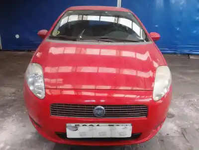 Veicolo di demolizione FIAT GRANDE PUNTO (199_) 1.3 D MULTIJET (199.AXD11, 199.AXD1A, 199.AXD1B,... dell'anno 2007 alimentato 199A3000