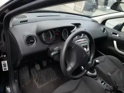 Vehicul casat peugeot 308 confort al anului 2007 alimentat 5fw