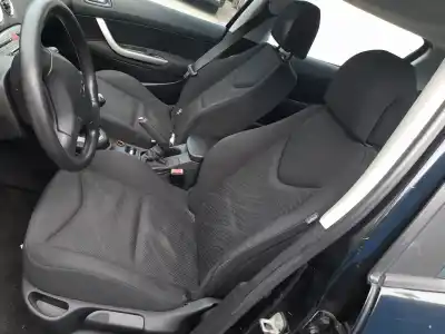 Vehicul casat peugeot 308 confort al anului 2007 alimentat 5fw