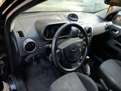 Veículo de Sucata ford fusion (cbk) ambiente do ano 2004 alimentado f6ja