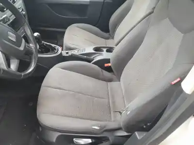 Scrapping Vehicle seat leon (1p1) reference of the year 2010 powered cay