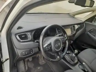 Veículo de Sucata kia carens ( ) drive do ano 2014 alimentado d4fd