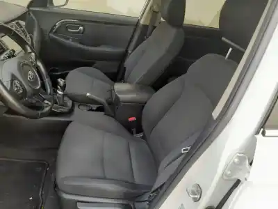 Veículo de Sucata kia carens ( ) drive do ano 2014 alimentado d4fd