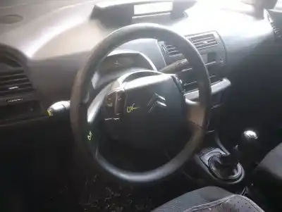 Veículo de Sucata citroen c4 coupe lx do ano 2005 alimentado kfu