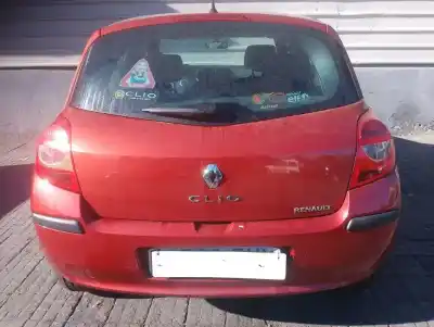 Veículo de Sucata renault clio iii confort dynamique do ano 2006 alimentado k9k714