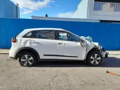 Veículo de Sucata kia niro business do ano 2018 alimentado g4le